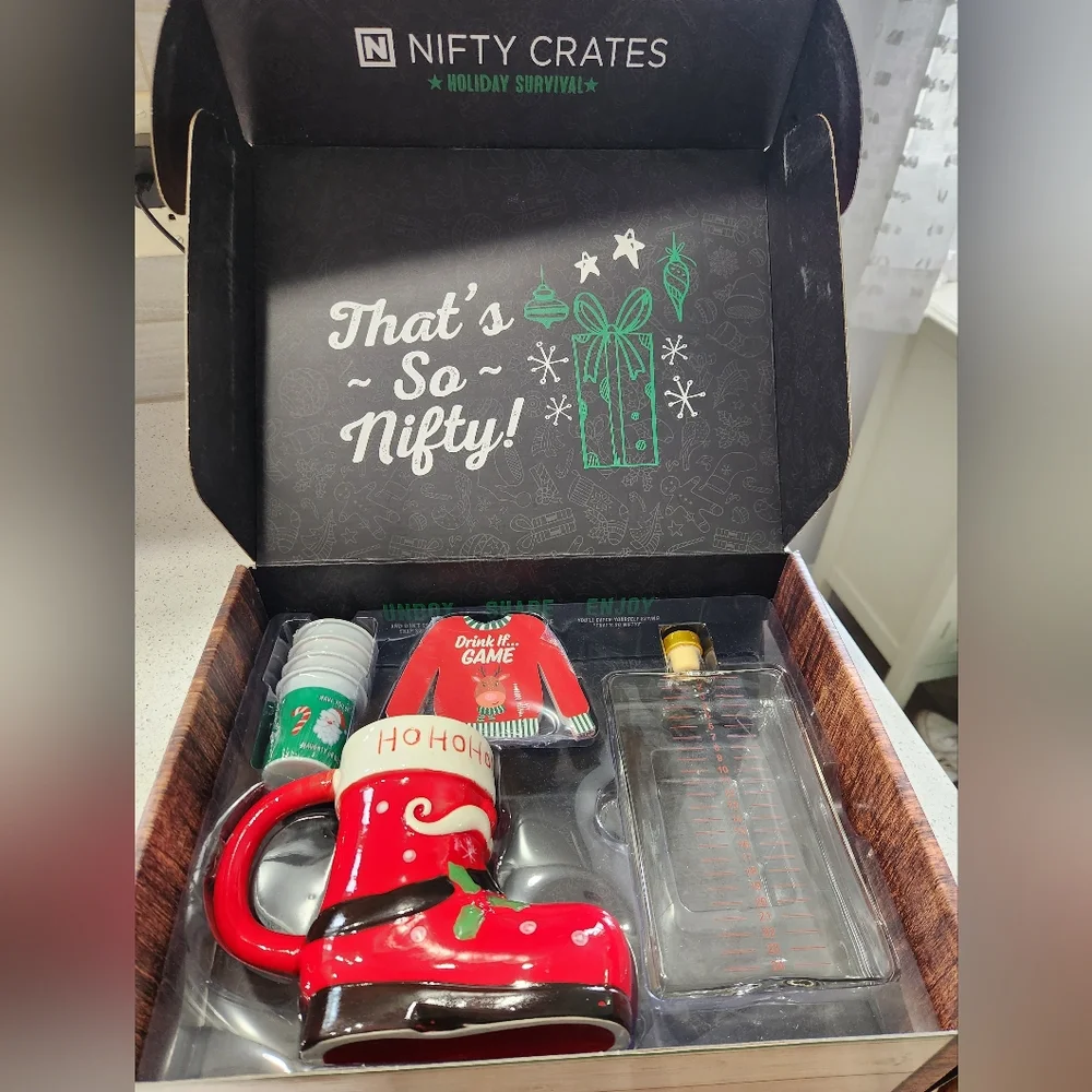 NIFTY CRATES HOLIDAY SURVIVAL KIT FLASK, CUPS, CARDS, LARGE BOOT MUG, ETC. NIB